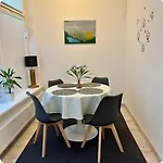 Amazing Large 2,5rooms With Terrace And Parking! Apartment Bratislava