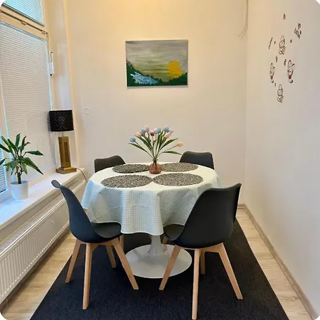 Amazing Large 2,5rooms With Terrace And Parking! شقة براتسيلافا