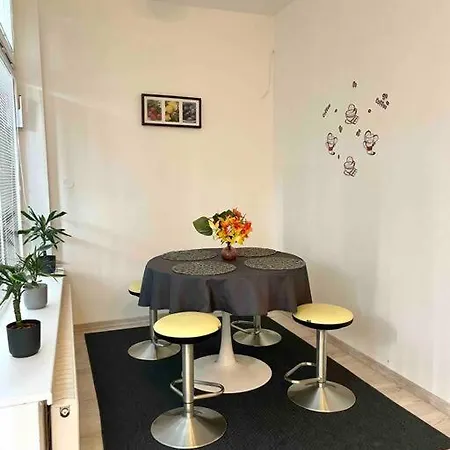 شقة Amazing Large 2,5rooms With Terrace And Parking! براتسيلافا